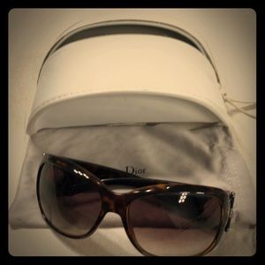 Dior tortoise sunglasses